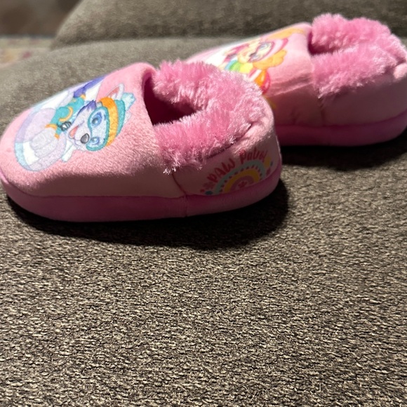 Paw Patrol Pink Kids Slippers - Picture 4 of 6